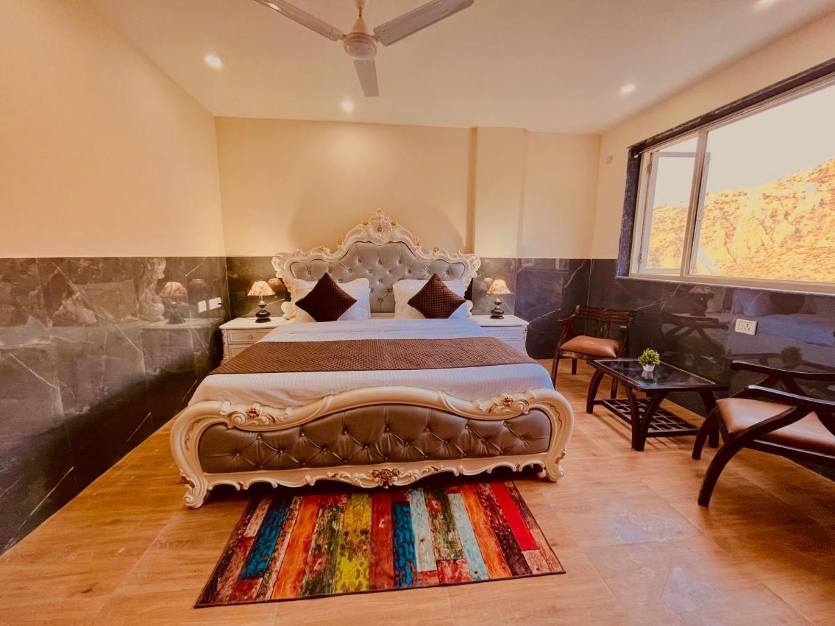 River Grand, Mussoorie Eksteriør billede