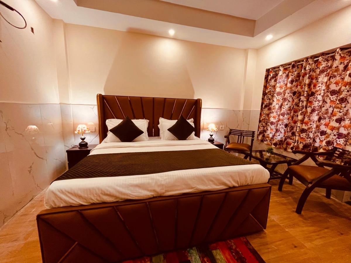 River Grand, Mussoorie Eksteriør billede